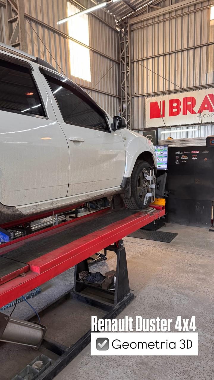 Alinhamento 3D em Renault Duster 4x4 na Bravo Auto Center